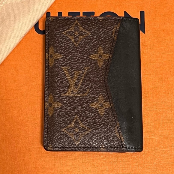 Men’s Louis Vuitton Pocket Organizer Monogram Macassar Canvas - Picture 9 of 12
